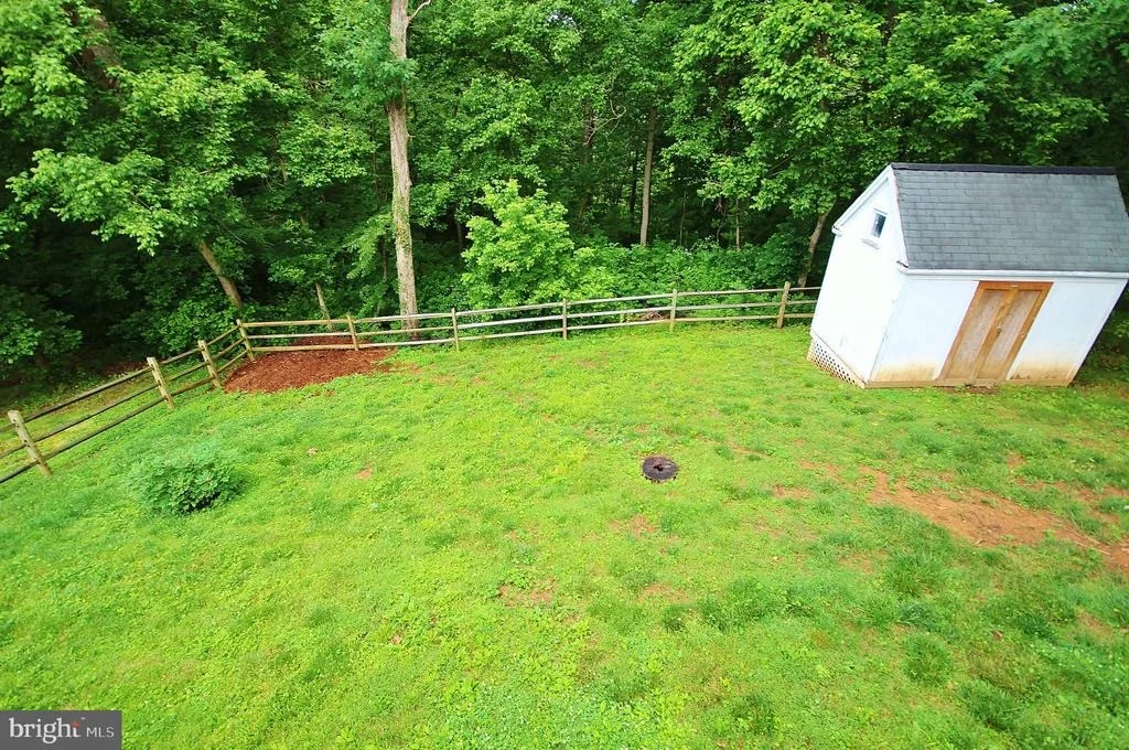 Photo of 5504 INVERCHAPEL ROAD
