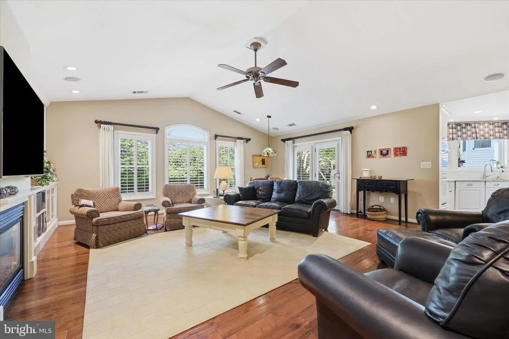 Photo of 6796 SUNNYBROOK DRIVE