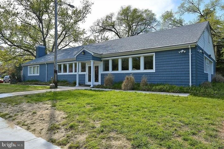 Photo of 1292 SWAN DRIVE