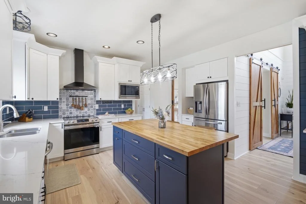 Photo of 354 CLAIBORNE FIELDS DRIVE
