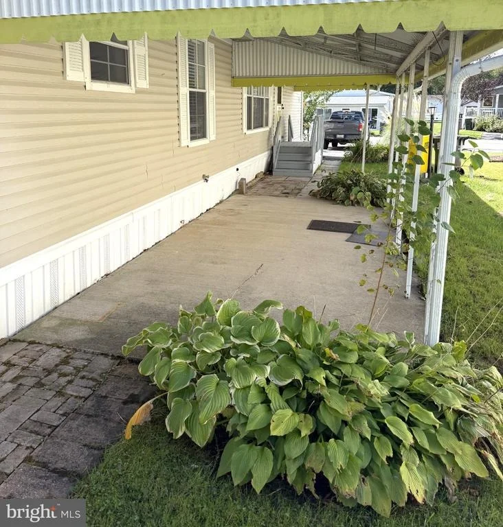 Photo of 101 ROUNDUP ROAD