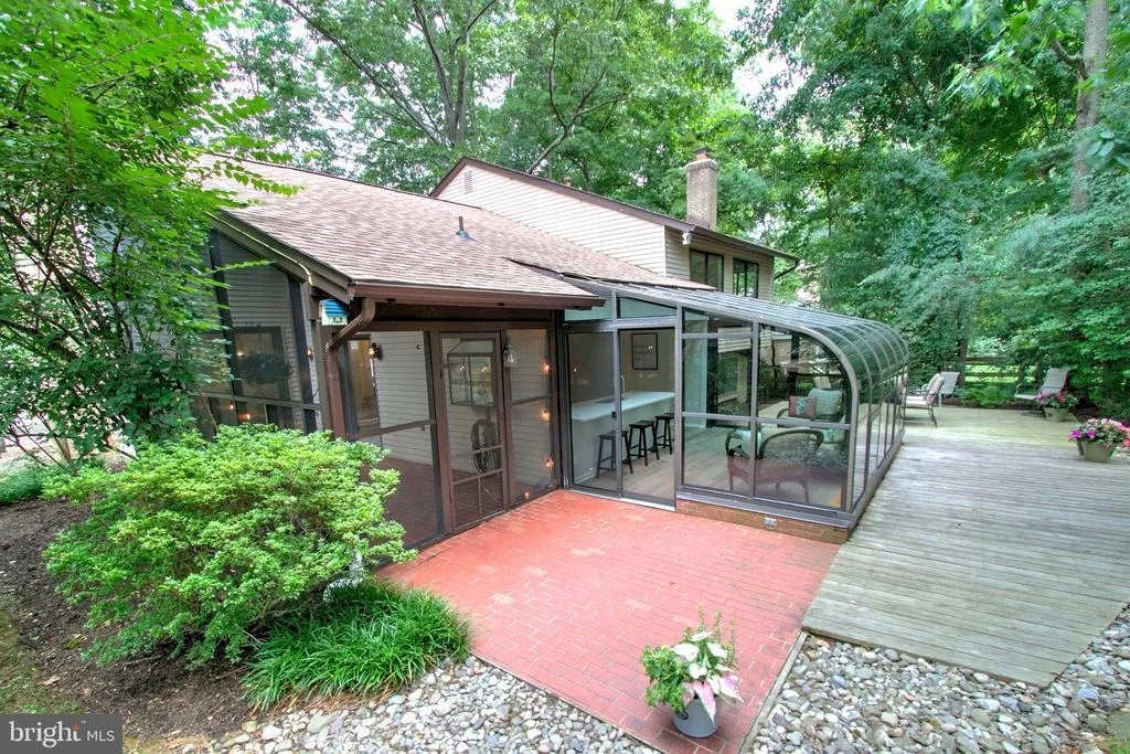 Photo of 11247 HANDLEBAR ROAD