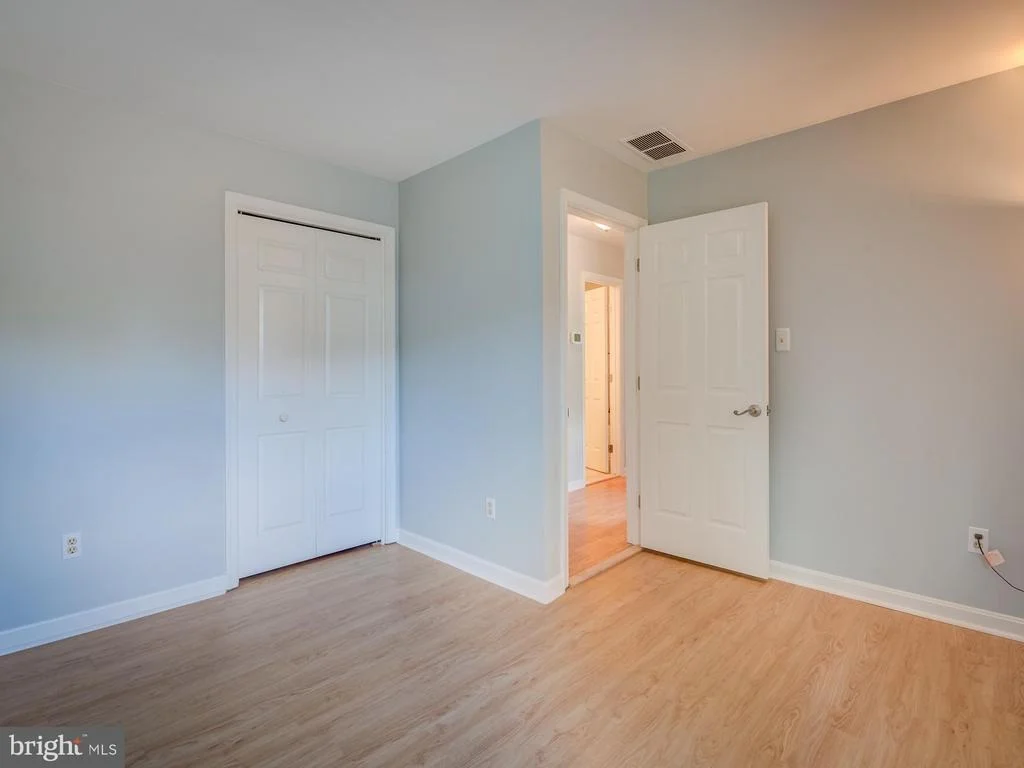 Photo of 370 WILETT DRIVE