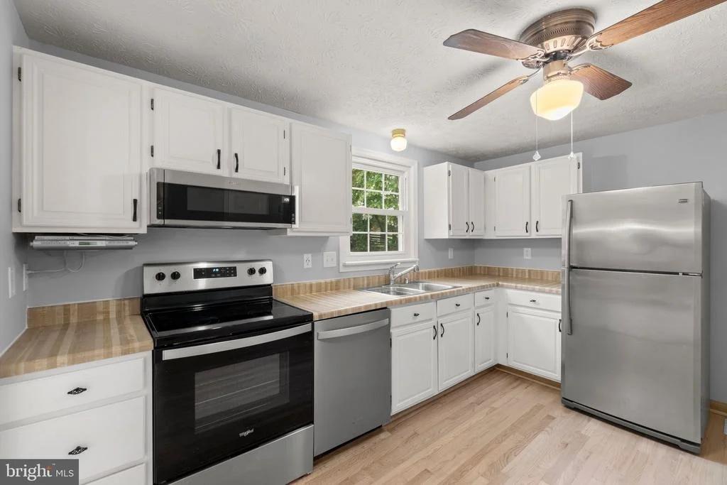 Photo of 17929 DANUBE LANE