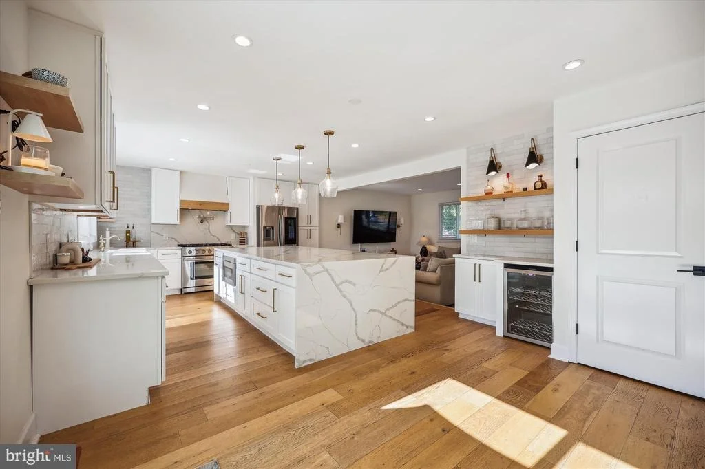 Photo of 14937 WELLWOOD ROAD
