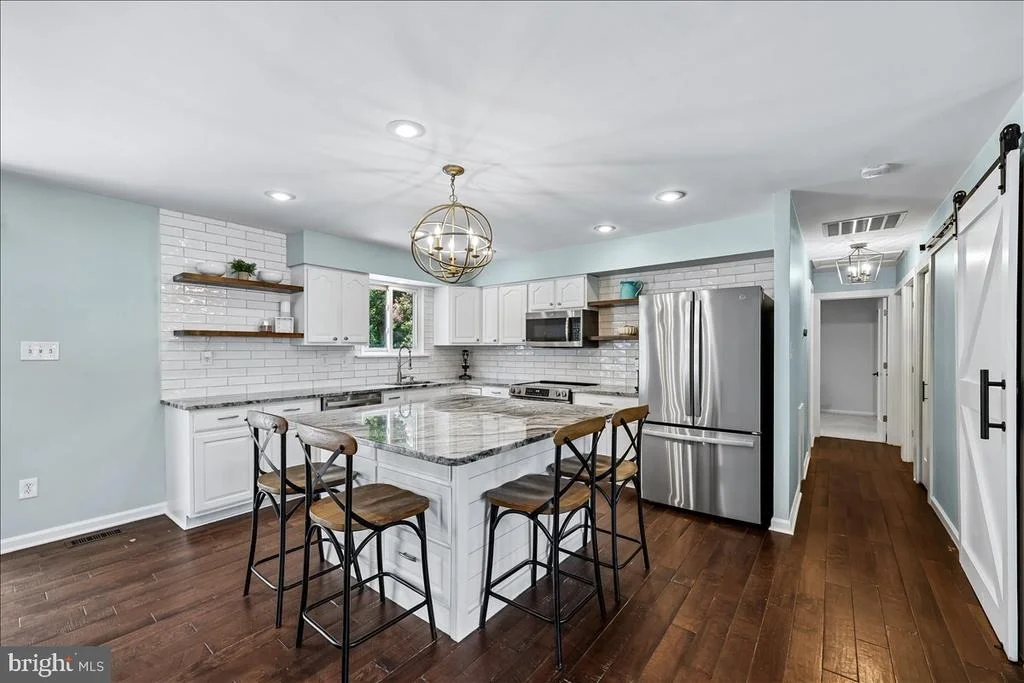 Photo of 24713 CUTSAIL DRIVE