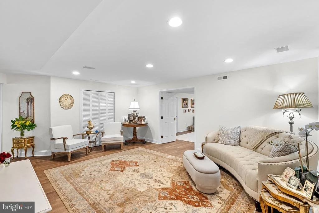 Photo of 15064 BARLOW DRIVE
