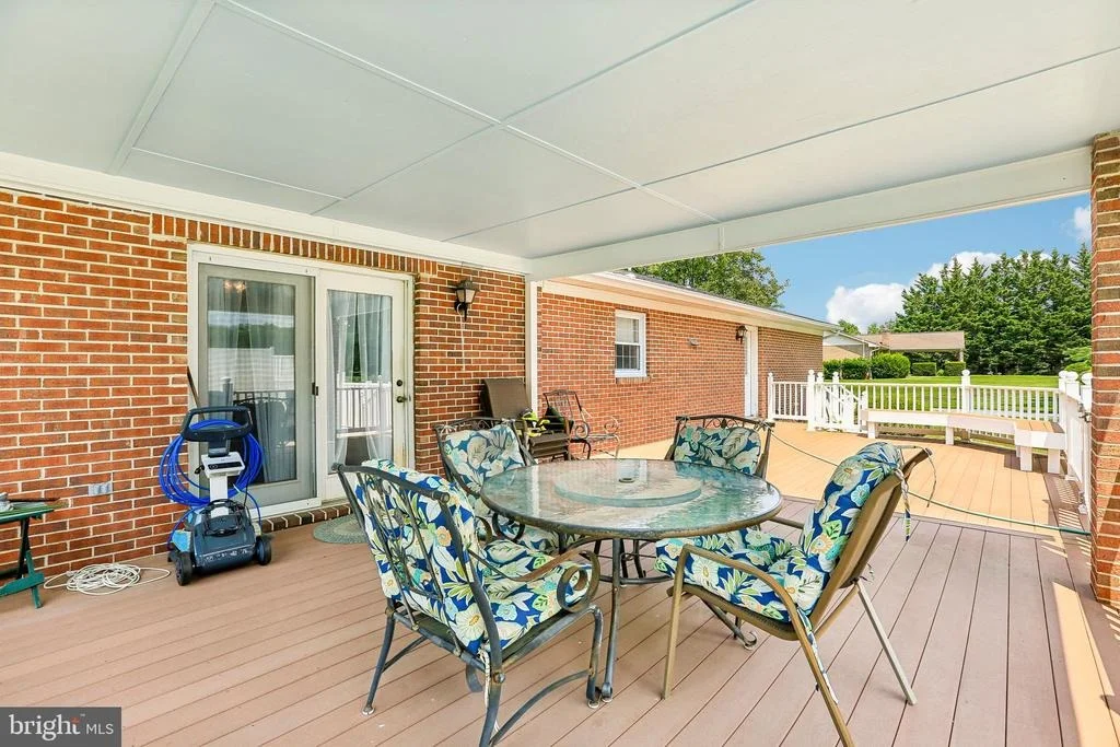 Photo of 2215 CHEROKEE DRIVE