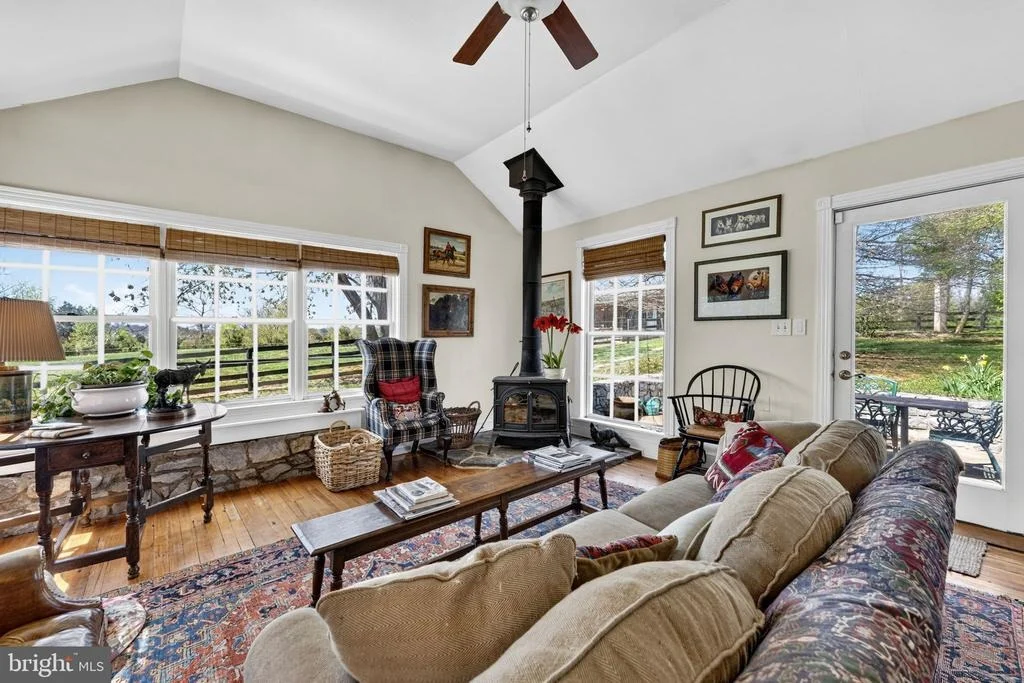 Photo of 871 OLD CHAPEL ROAD