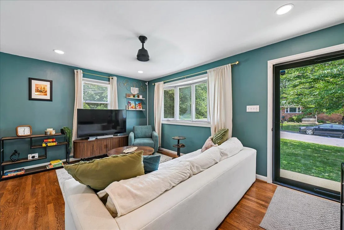 Photo of 8901 TOWNSEND LANE
