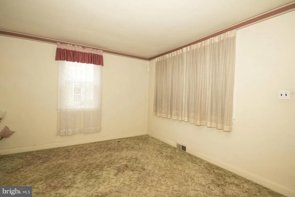Photo of 630 WARWICK ROAD