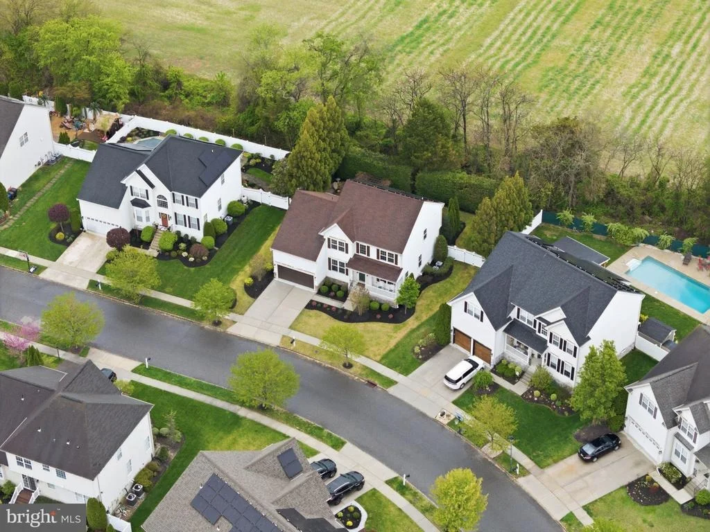 Photo of 616 BAINBRIDGE DRIVE