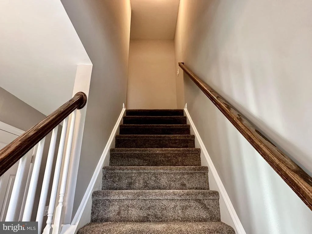 Photo of 1062 HICKORY DRIVE