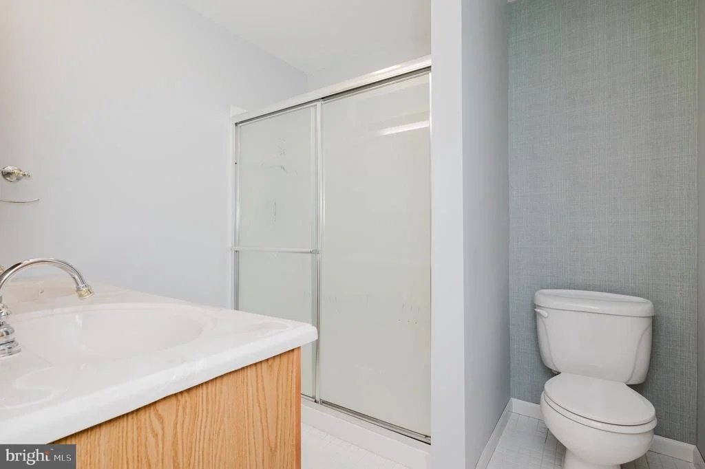 Photo of 406 LABURNUM ROAD