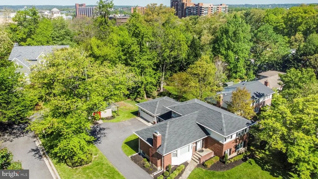 Photo of 600 SADLER ROAD