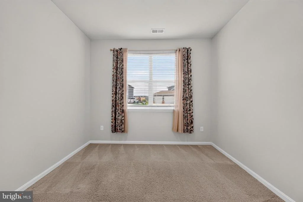 Photo of 20583 SMITHFIELD CIRCLE