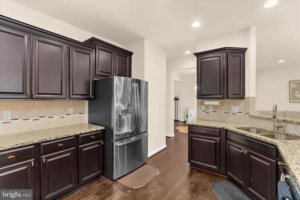 Photo of 7807 STONEBRIAR DRIVE