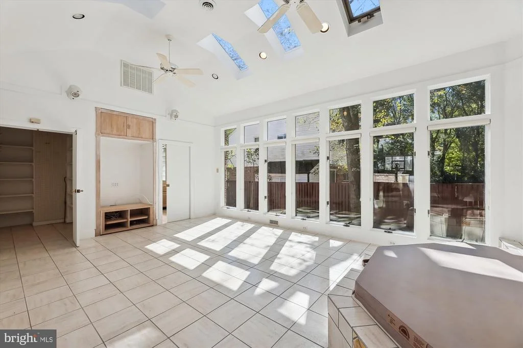 Photo of 11616 LOVEJOY STREET