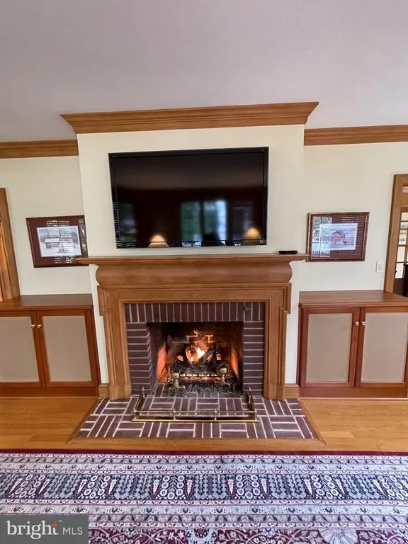 Photo of 310 UPPER COLLEGE TERRACE