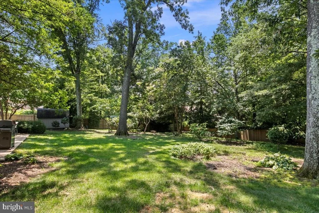 Photo of 9210 CHERRYTREE DRIVE