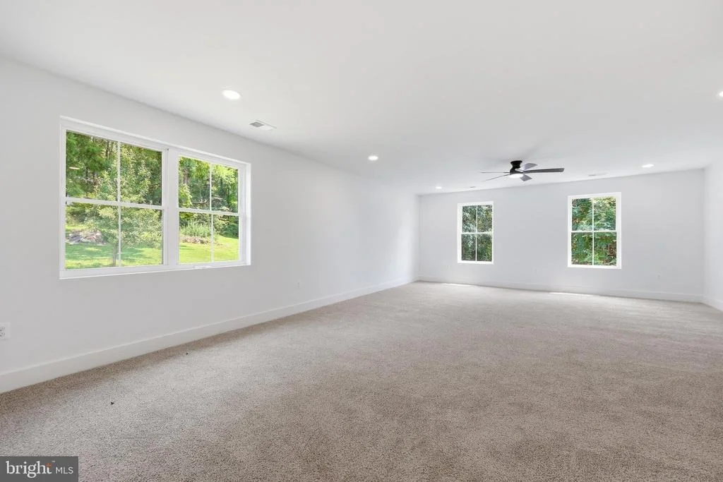 Photo of 11523 HANDBOARD ROAD
