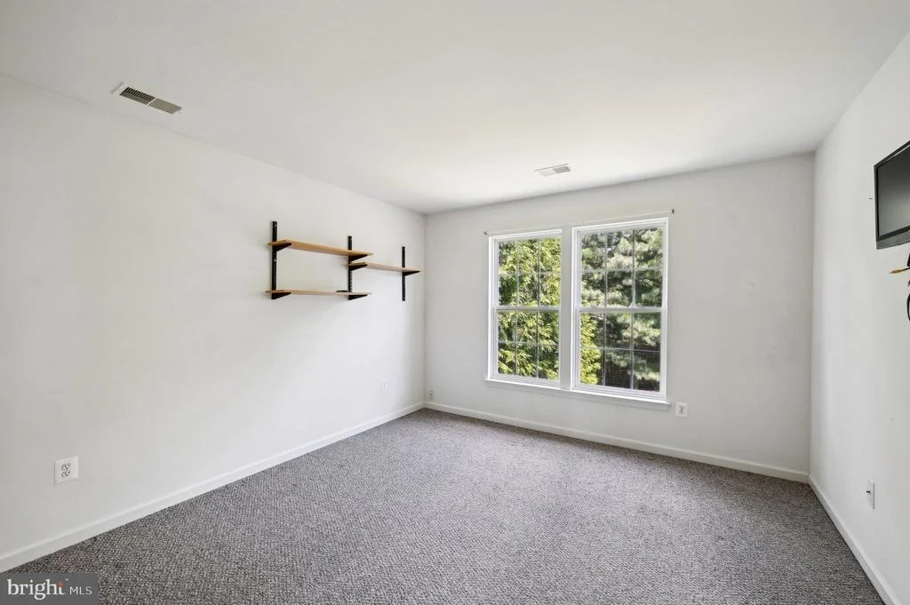Photo of 2132 CHESTNUT LANE