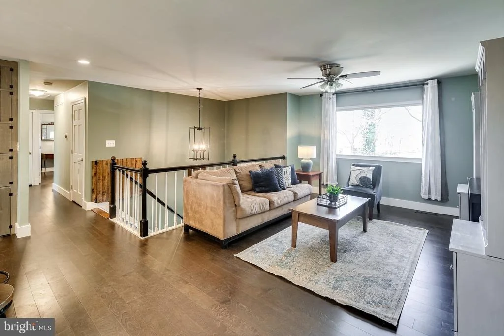 Photo of 1363 MOYER ROAD