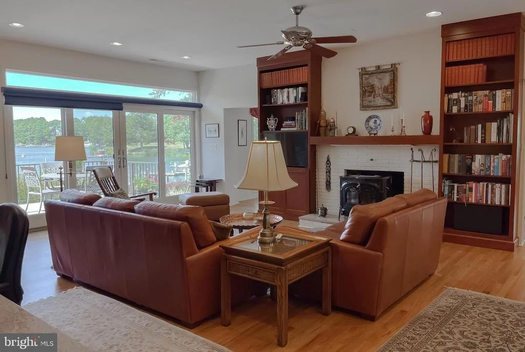 Photo of 369 DEER DRIVE