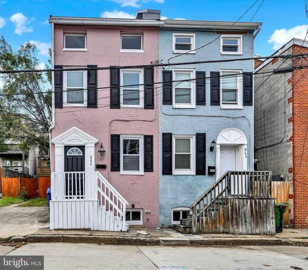 Photo of 864 LEMMON STREET