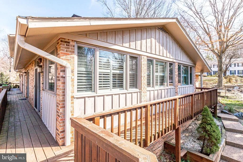Photo of 1707 JAMES PAYNE CIRCLE
