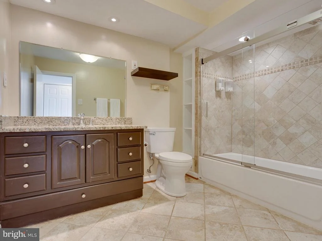Photo of 8702 VICTORIA ROAD