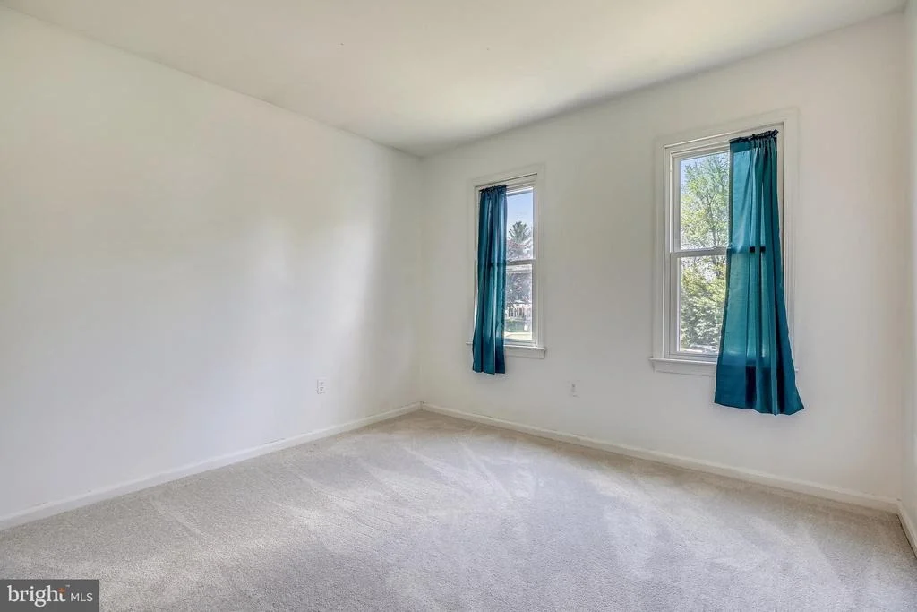 Photo of 7 DUVALL LANE