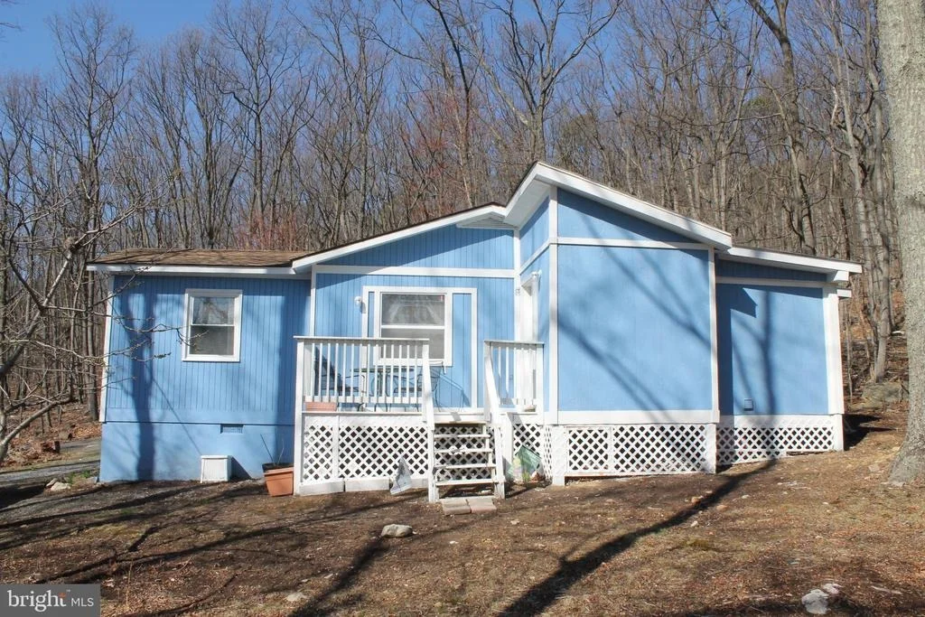 Photo of 288 FOX RUN LANE