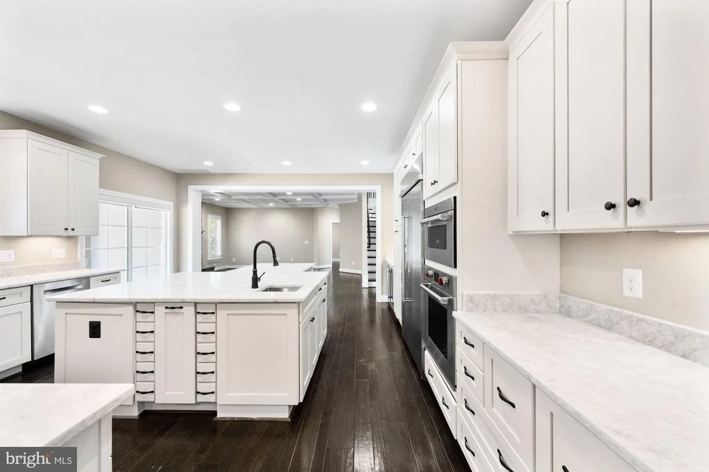 Photo of 8404 STONEWALL DRIVE