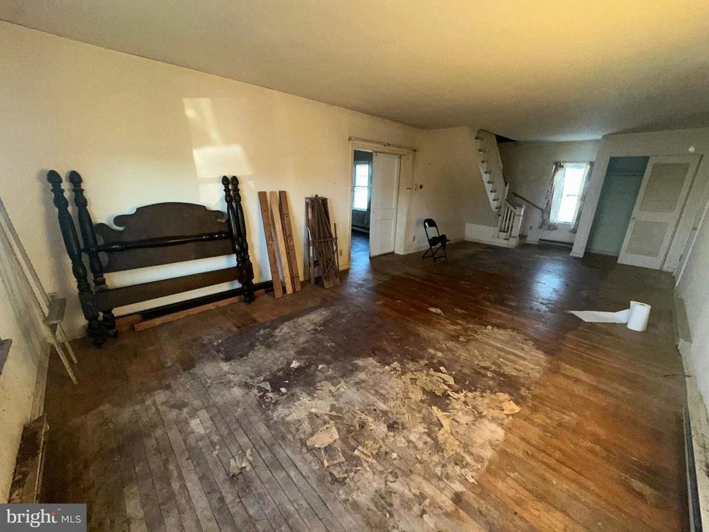 Photo of 9234 TAYLOR ROAD