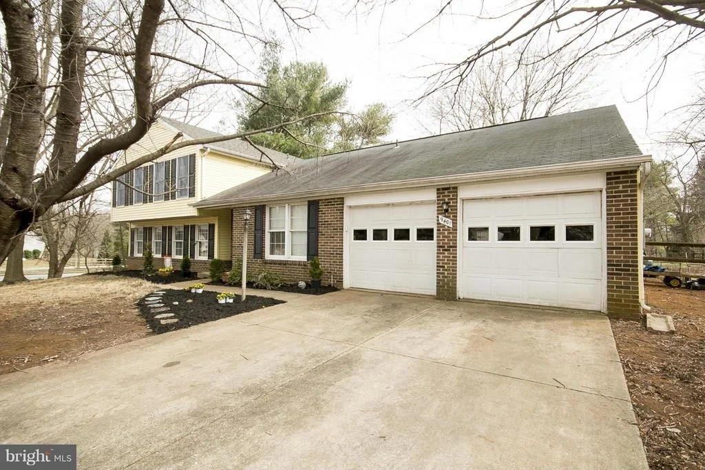 Photo of 9401 WHITE SPRING WAY
