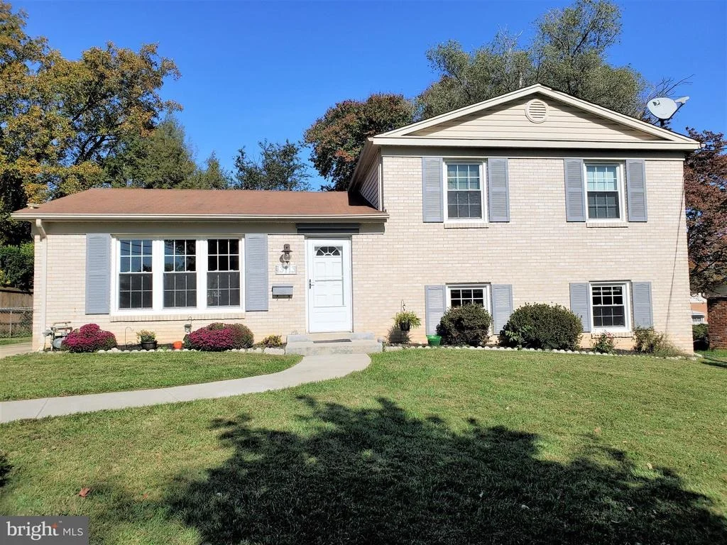 Photo of 13113 FOXHALL DRIVE
