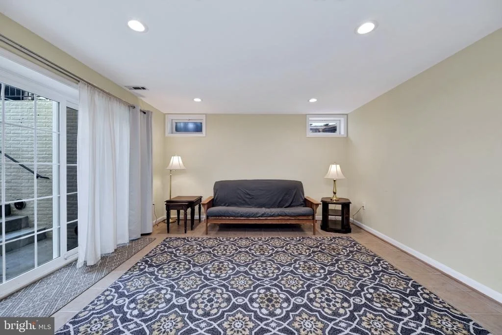 Photo of 10013 PURITAN WAY