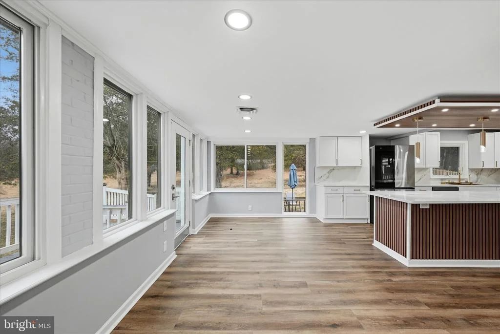 Photo of 2639 LOGMILL ROAD