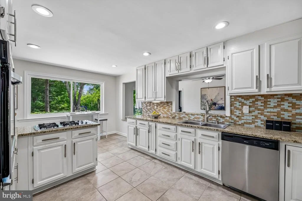 Photo of 300 GILSAN COURT