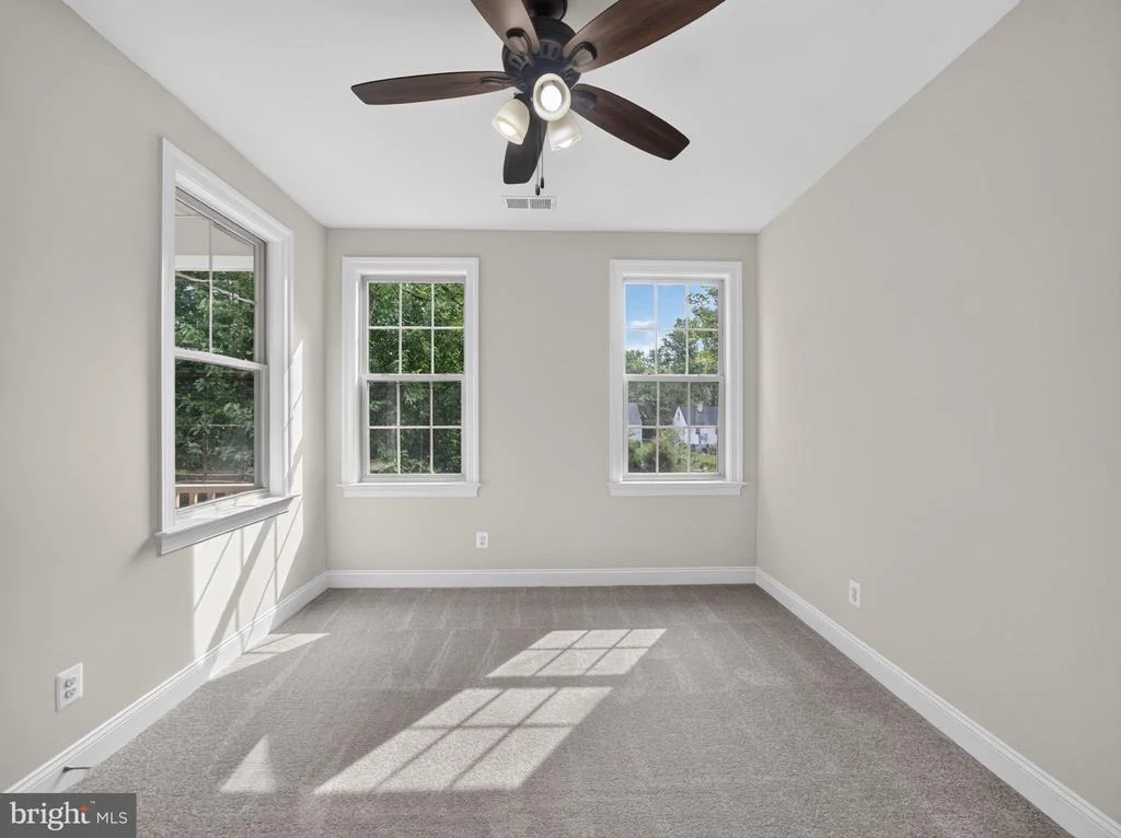 Photo of 3032 MOORE LANE