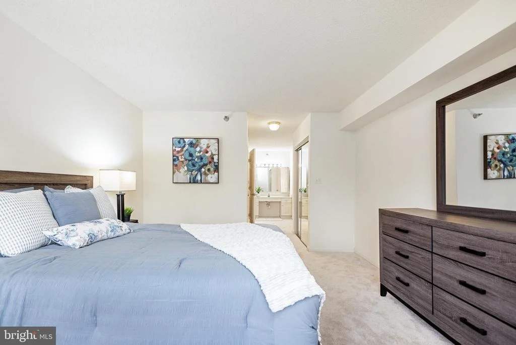 Photo of Unit 209 at 14809 PENNFIELD CIRCLE