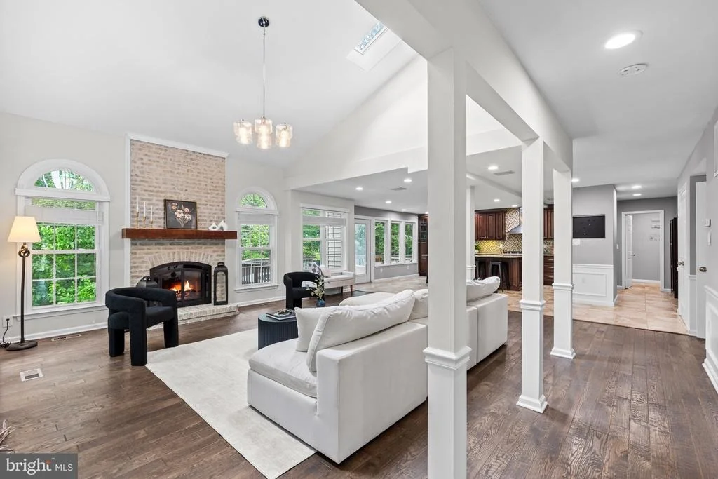 Photo of 6836 COMPTON HEIGHTS CIRCLE