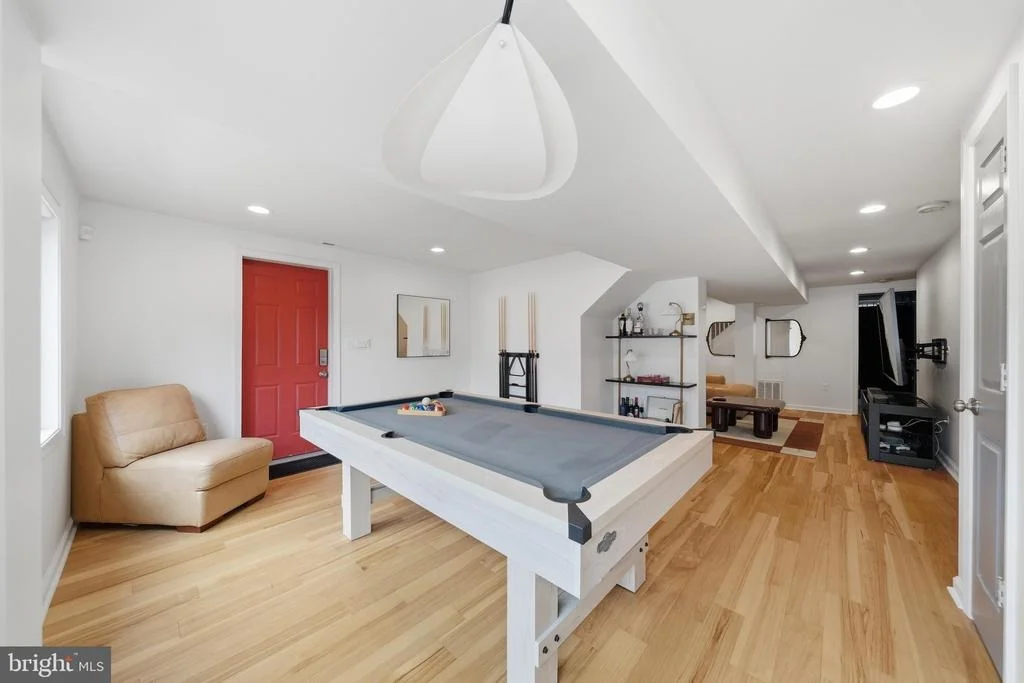 Photo of 6410 BUSHEY DRIVE