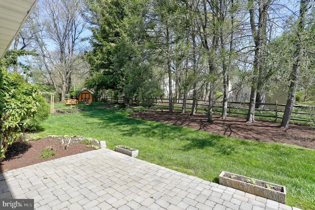Photo of 15704 TASA PLACE