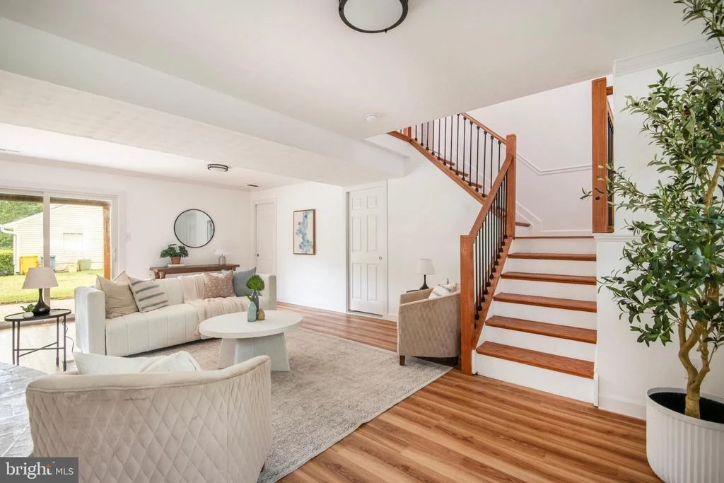 Photo of 1240 VIKING DRIVE N