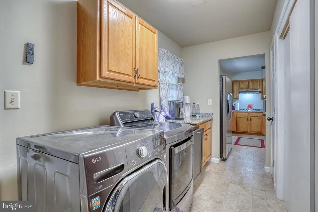 Photo of 103 S FAIRFIELD DRIVE