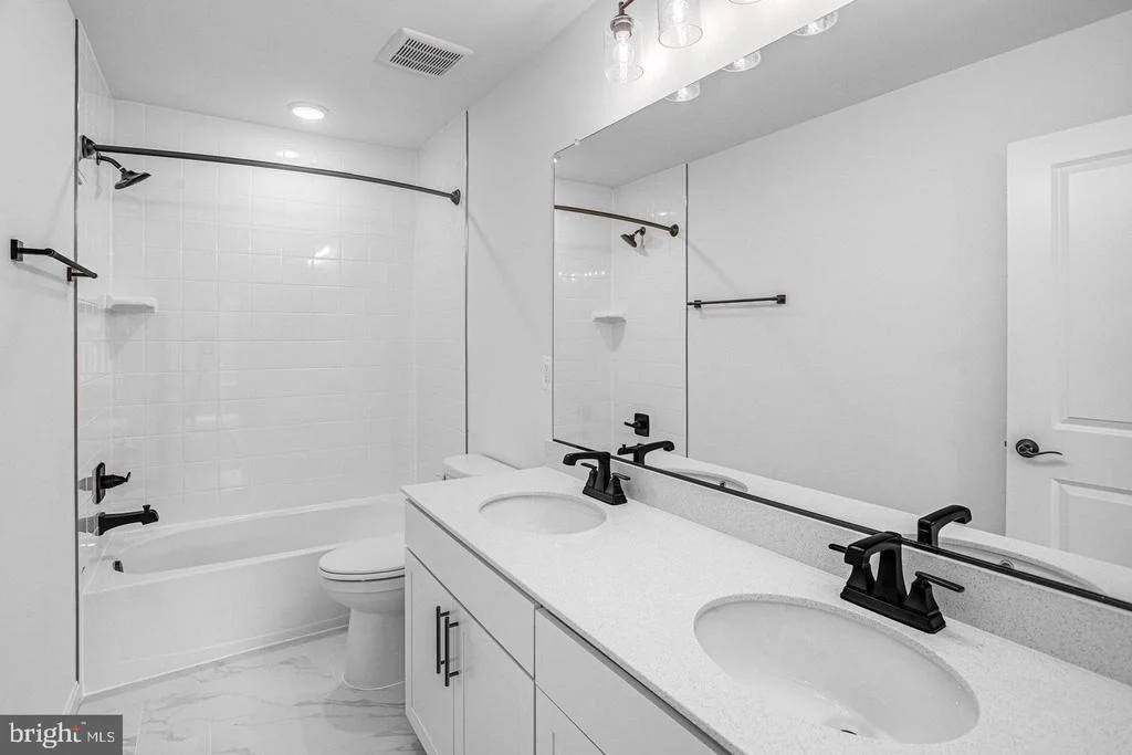 Photo of 35603 PINE NEEDLE LANE