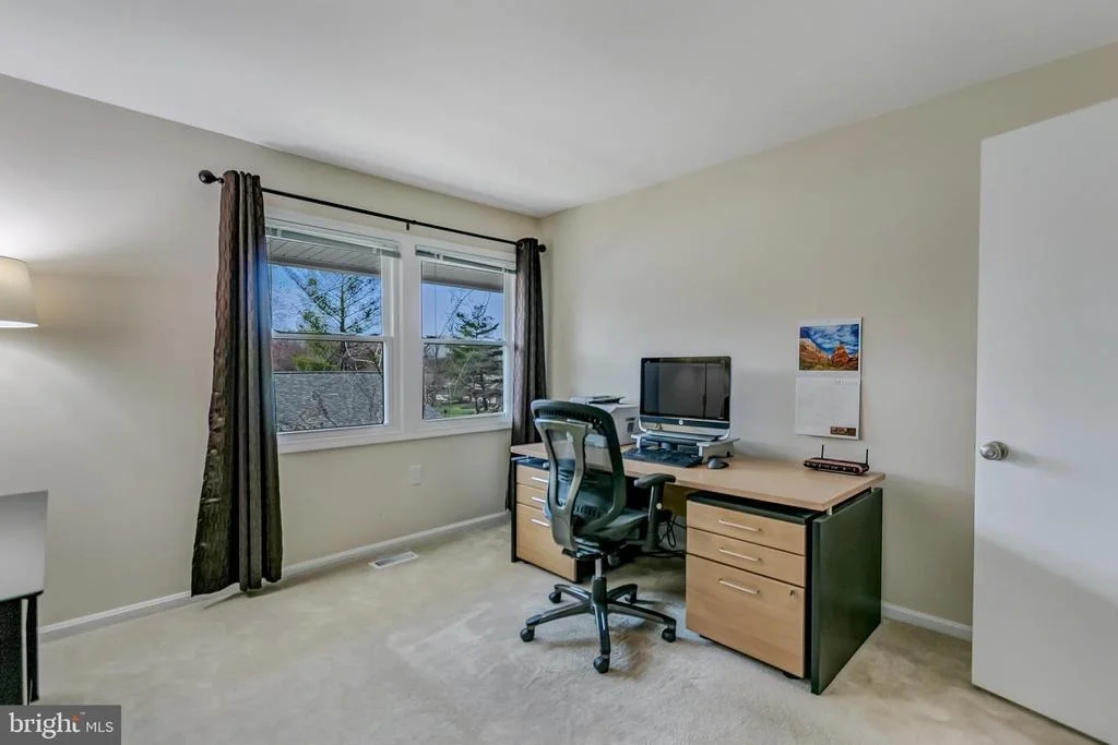 Photo of 13827 BEACON HOLLOW LANE