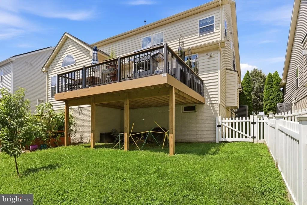 Photo of 1302 MOORE SPRING COURT